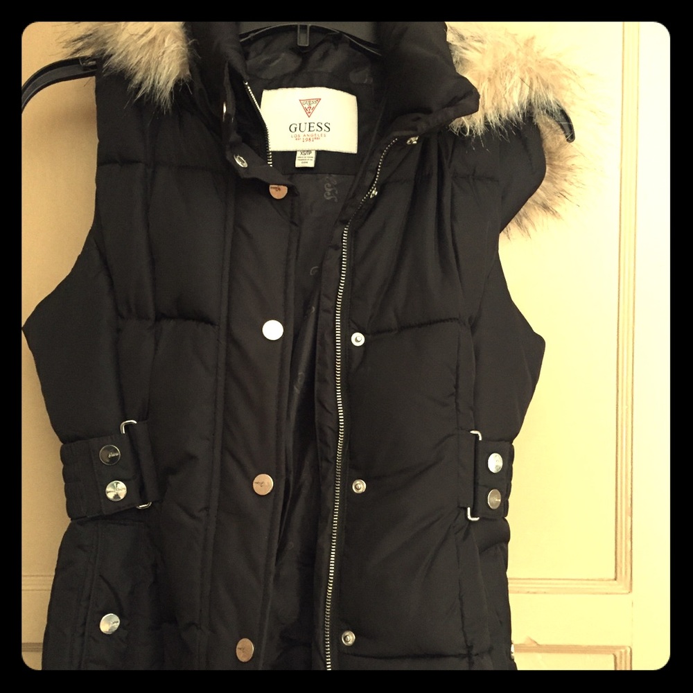 Guess sleeveless coat